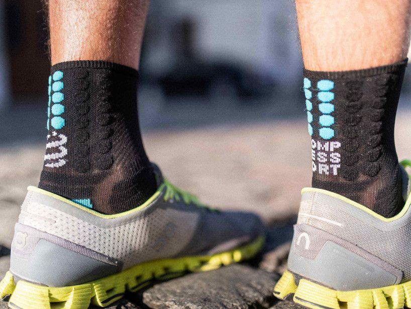 PRO MARATHON SOCKS BLACK